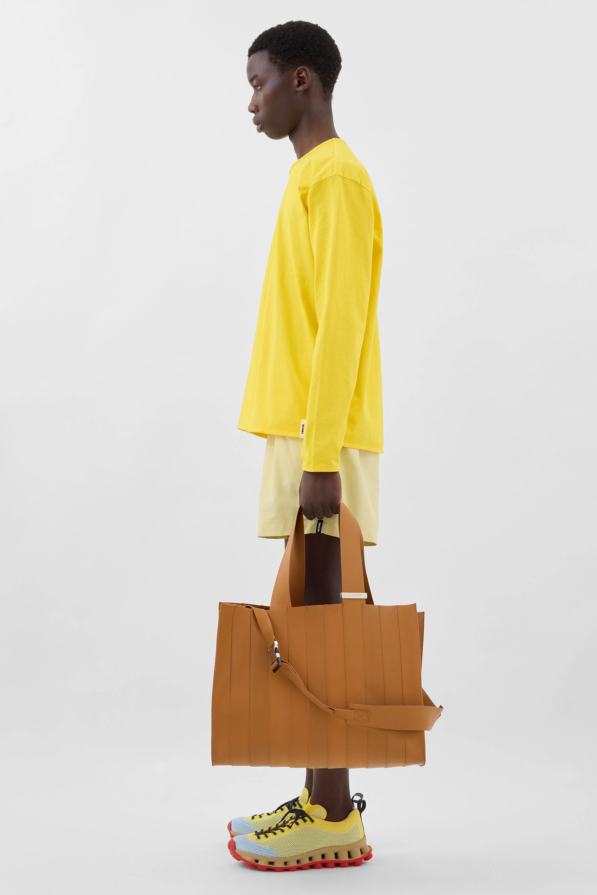 EVERYDAY CLASSIC LONGSLEEVE T-SHIRT / yellow - Image 5