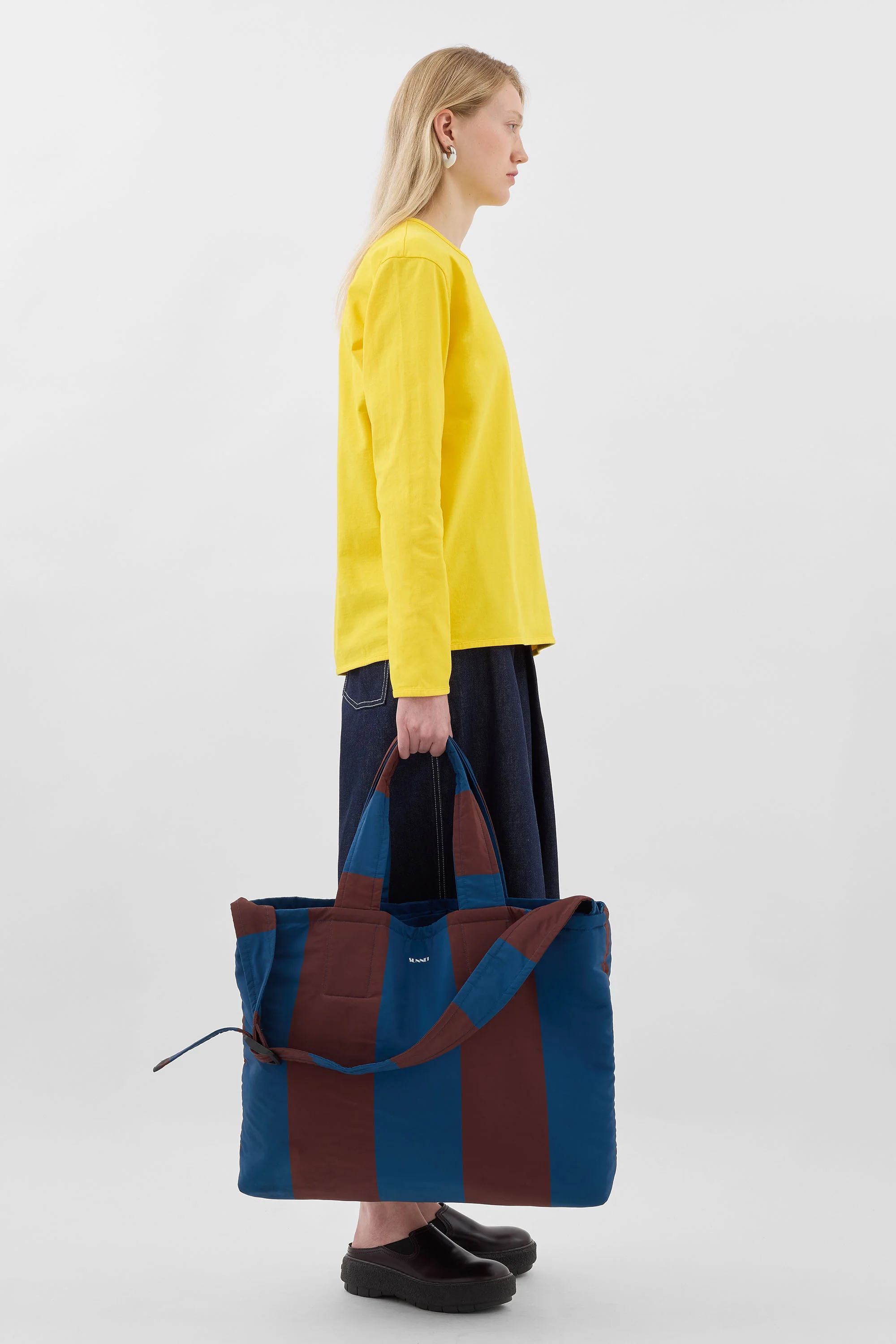 EVERYDAY CLASSIC LONGSLEEVE T-SHIRT / yellow - Image 6