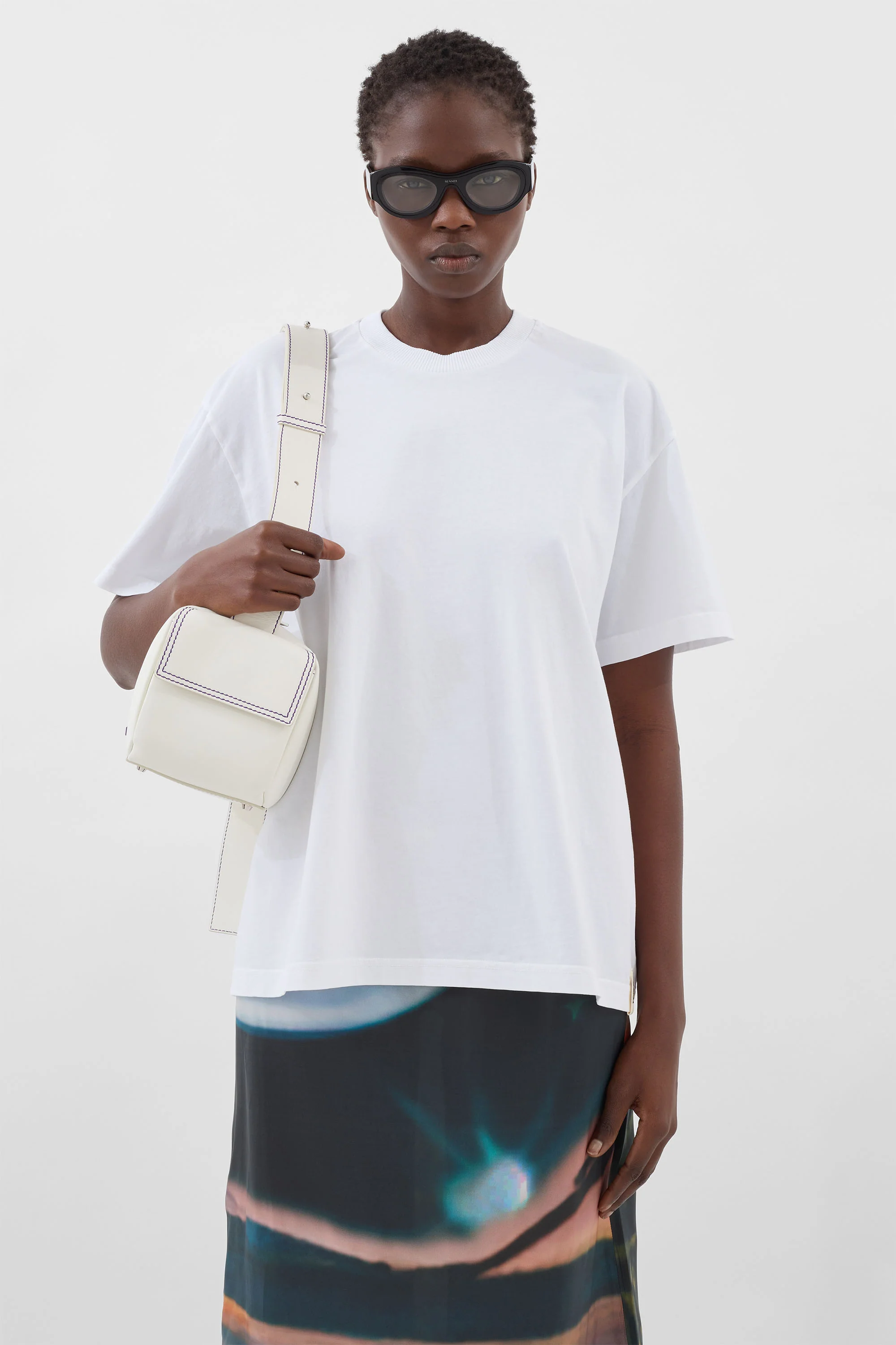 EVERYDAY CLASSIC T-SHIRT / white - Image 4