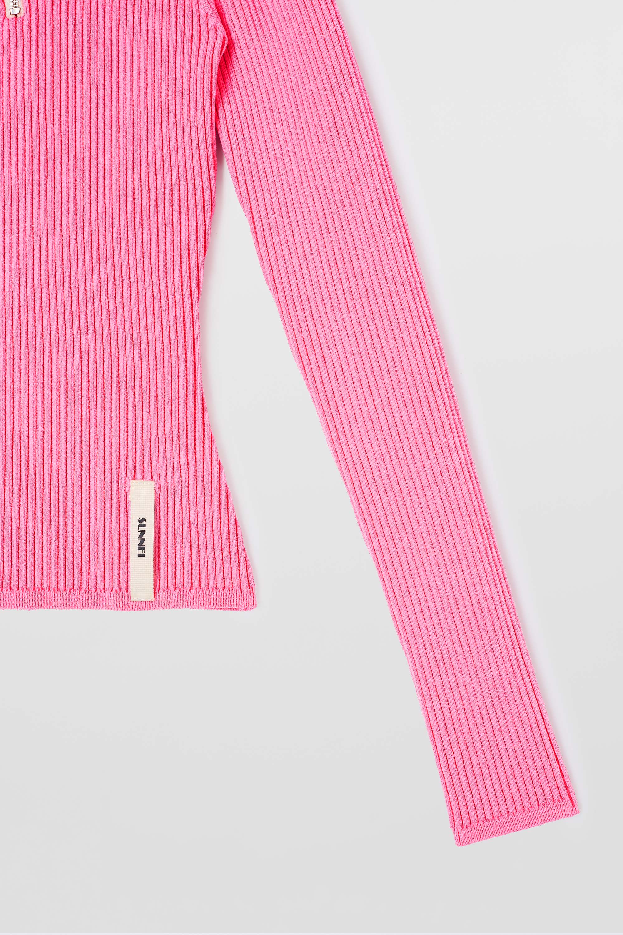 FITTED TOP W ZIP / electric pink - Image 6