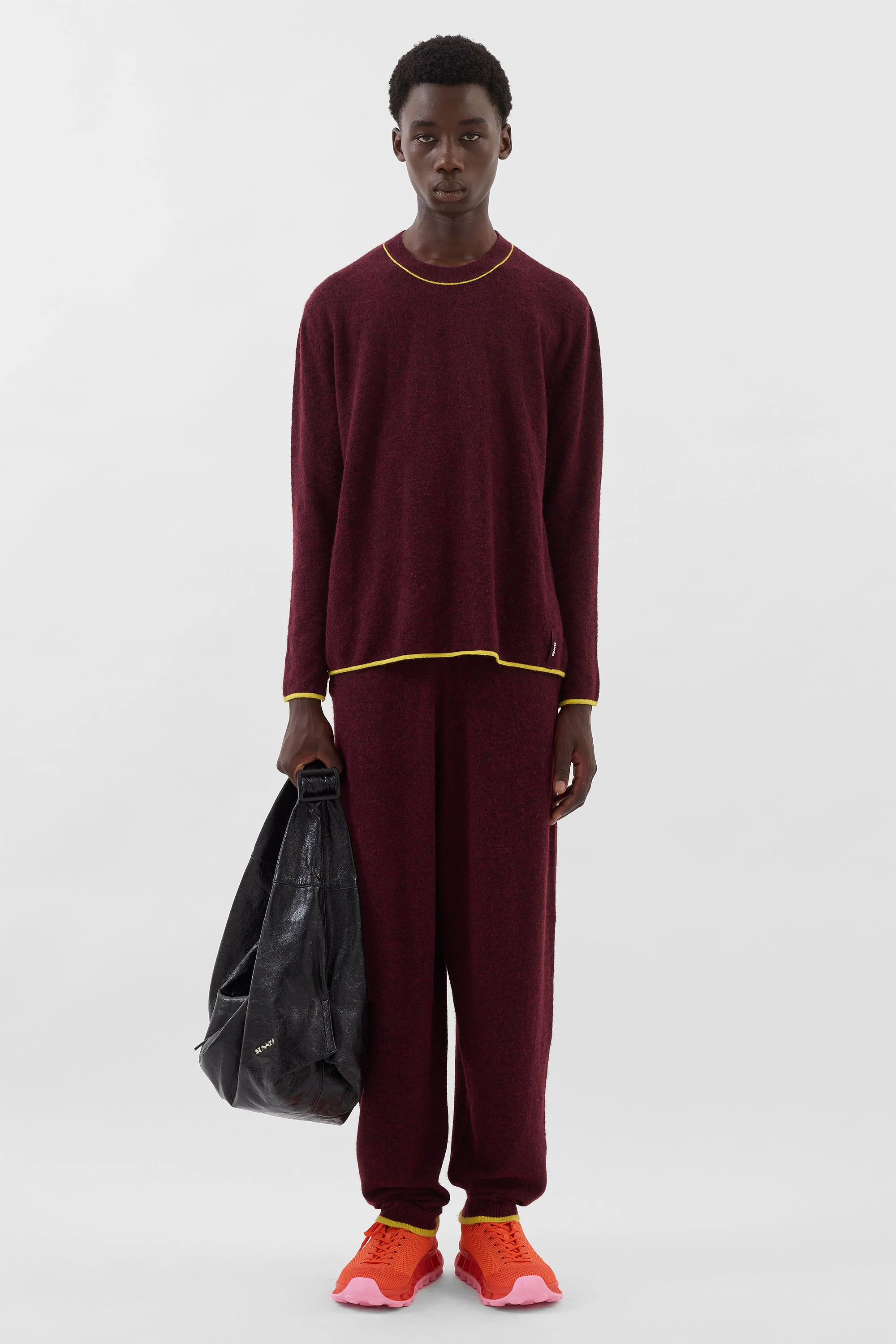 KNIT ELASTIC PANTS / burnt aubergine - Image 3