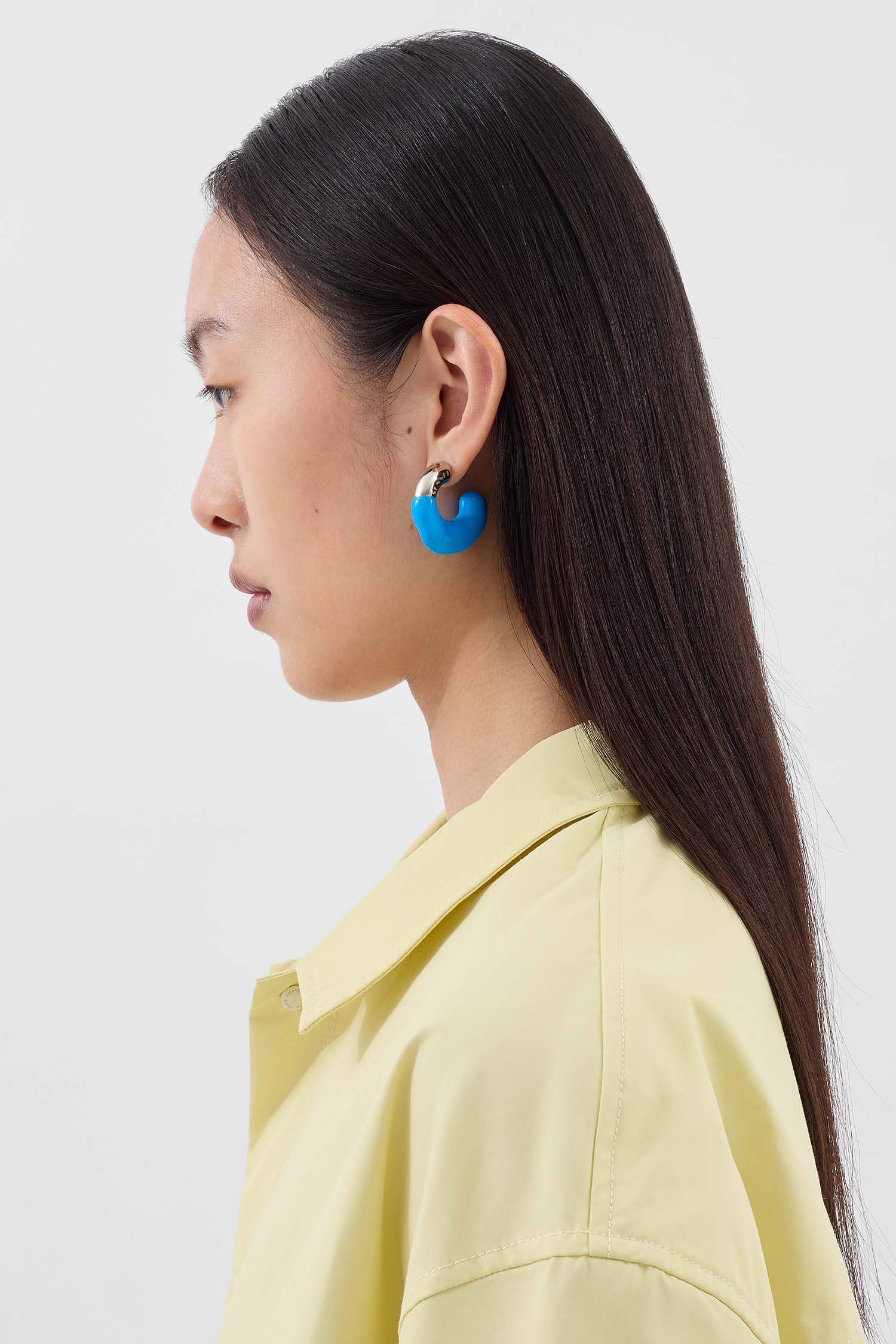 SMALL RUBBERIZED EARRINGS SILVER / light blue - Image 3