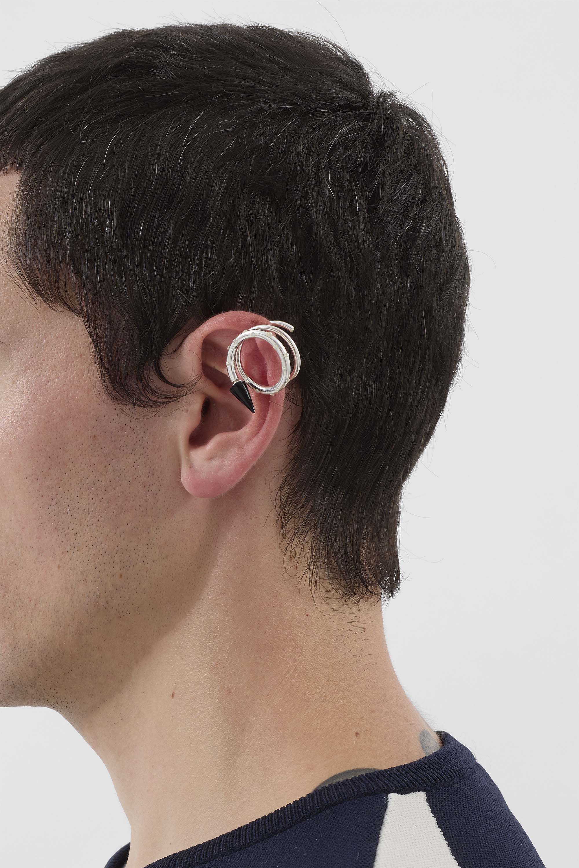 MEDIUM SPIRAL EAR-RING W/ STONES / silver / black - Image 6