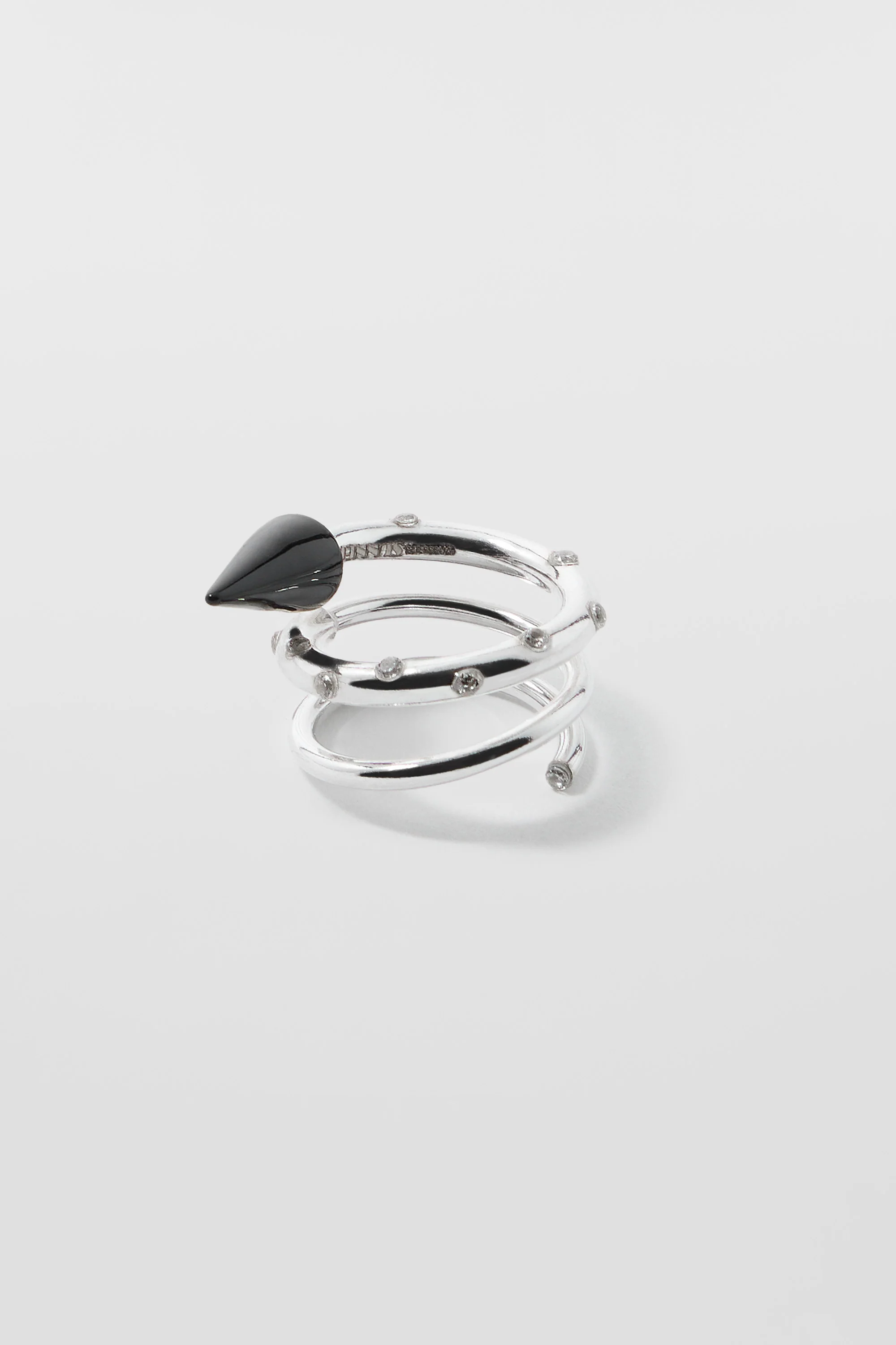 SMALL SPIRAL EAR-RING W/ STONES / silver / black - Image 5