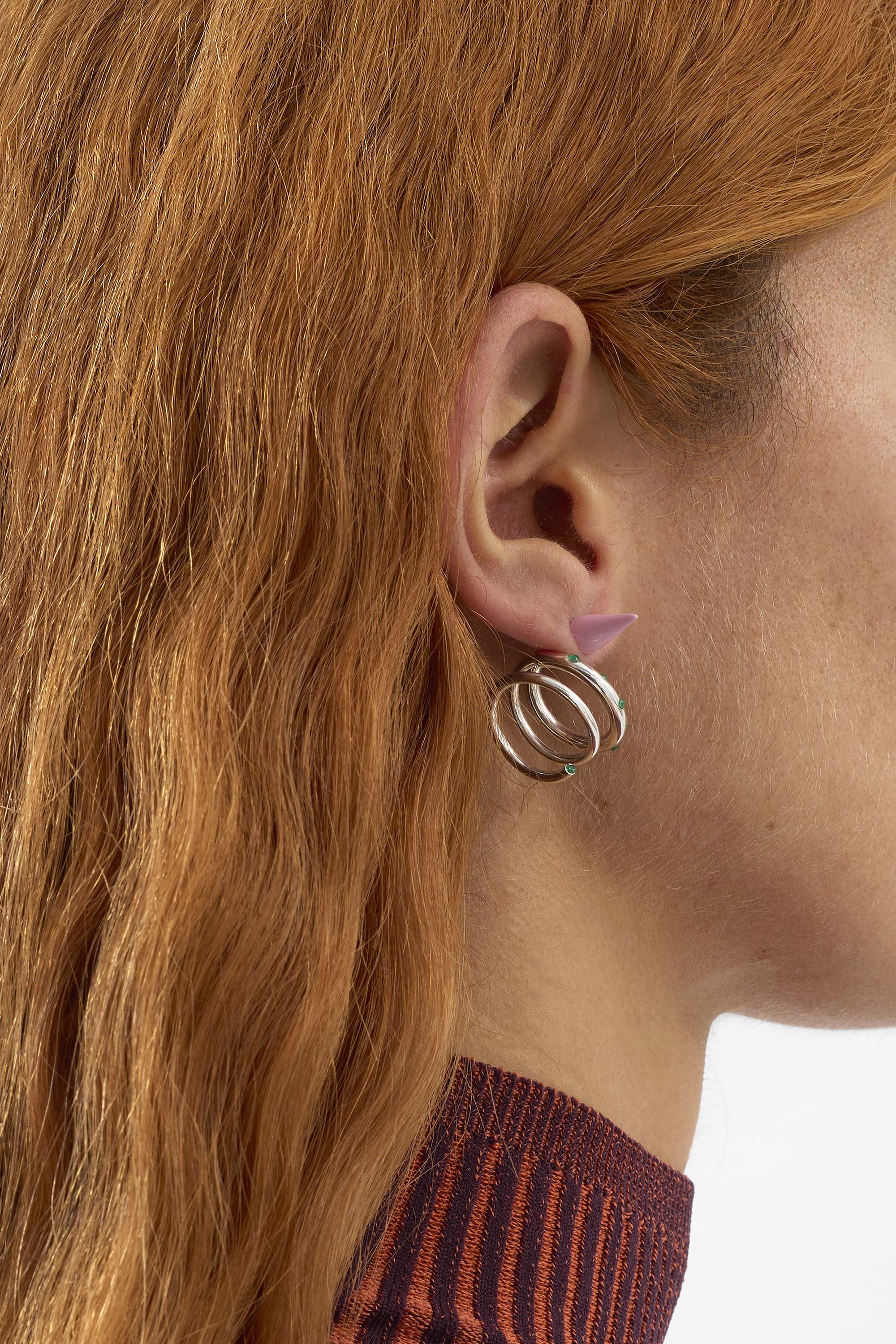 SMALL SPIRAL EAR-RING W/ STONES / silver / pink & green - Image 3